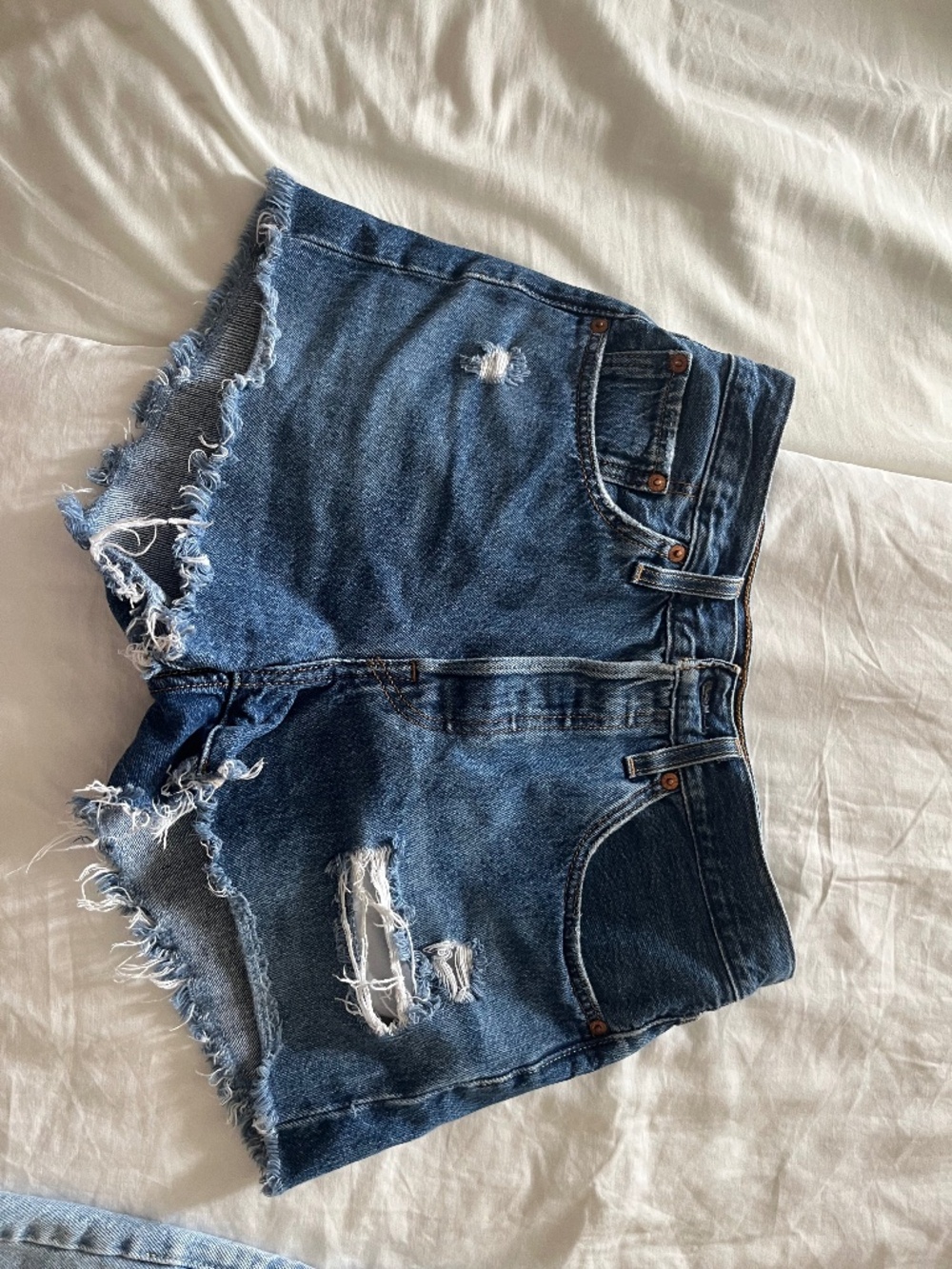 Levi’s women shorts size 27